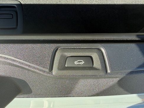 New 2026 BMW X5 M60i image 9