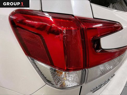 Used 2023 Subaru Forester Premium AWD/4WD image 29