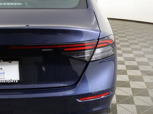 Certified 2025 Honda Accord SE image 16