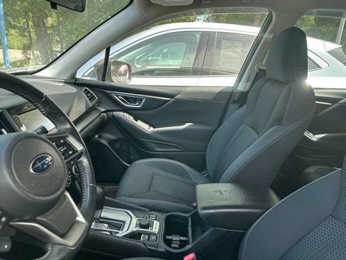 Used 2020 Subaru Forester Premium AWD/4WD image 3