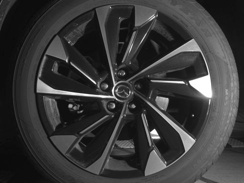 Used 2025 MAZDA CX-50 2.5 Hybrid w/ Premium Plus Pkg image 12