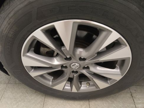 Used 2016 Nissan Murano S w/ Navigation Package AWD/4WD image 31
