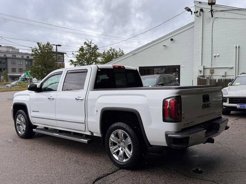 Used 2018 GMC Sierra 1500 SLT AWD/4WD image 4