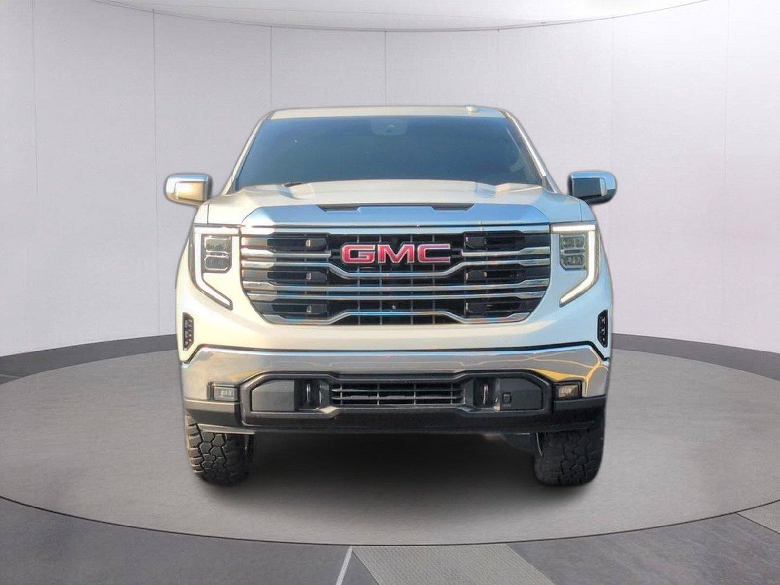 Used 2023 GMC Sierra 1500 SLT w/ SLT Premium Package AWD/4WD image 10