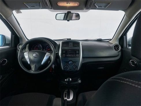 Used 2017 Nissan Versa SV image 19