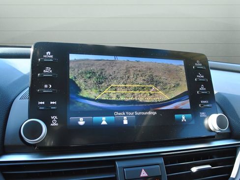 Certified 2018 Honda Accord EX image 22