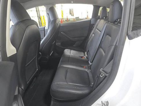 Used 2023 Tesla Model Y Performance AWD/4WD image 16