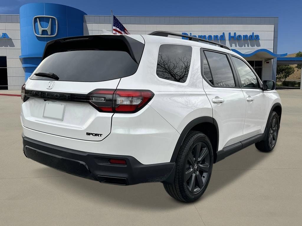 New 2026 Honda Pilot Sport image 5