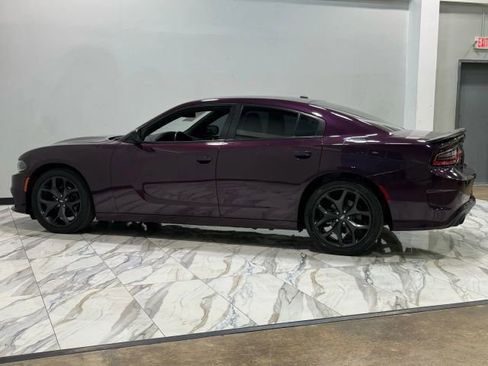 Used 2020 Dodge Charger SXT w/ Blacktop Package image 9