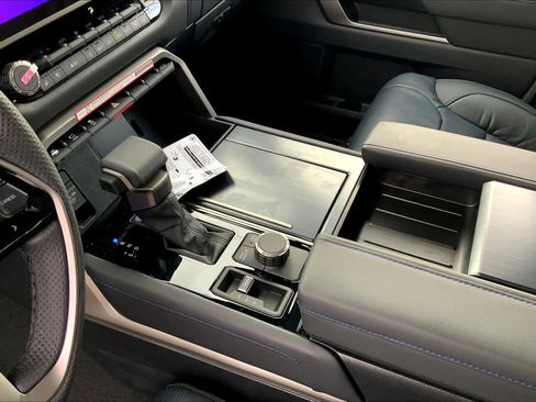 New 2026 Toyota Tundra Platinum AWD/4WD image 7