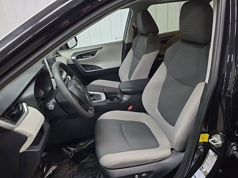 Used 2019 Toyota RAV4 XLE w/ Convenience Package AWD/4WD image 30