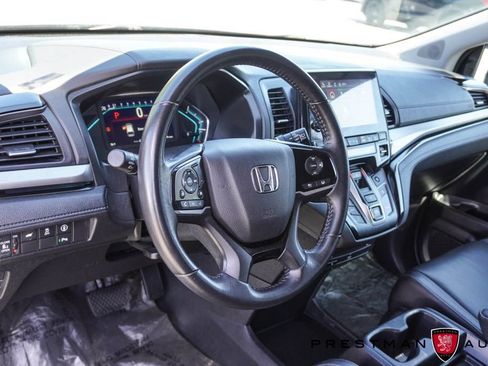 Used 2023 Honda Odyssey Touring image 25