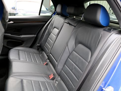 Used 2024 Volkswagen Golf R image 34