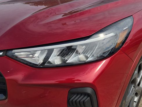 Used 2023 Ford Escape ST-Line w/ Tech Pack #1 FWD image 7