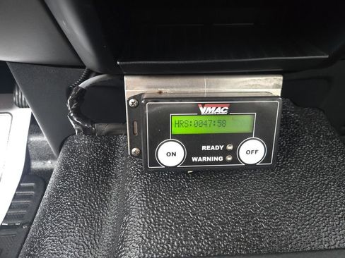 Used 2019 Ford F350 XL w/ Snow Plow/Camper Package image 24