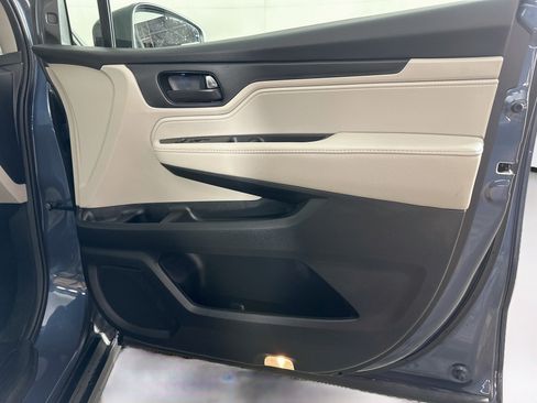 Used 2026 Honda Odyssey EX-L image 33