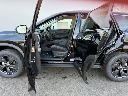 New 2026 Nissan Rogue SV w/ Cold Weather Package image 18