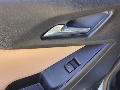 Used 2026 Chevrolet Equinox ACTIV image 14