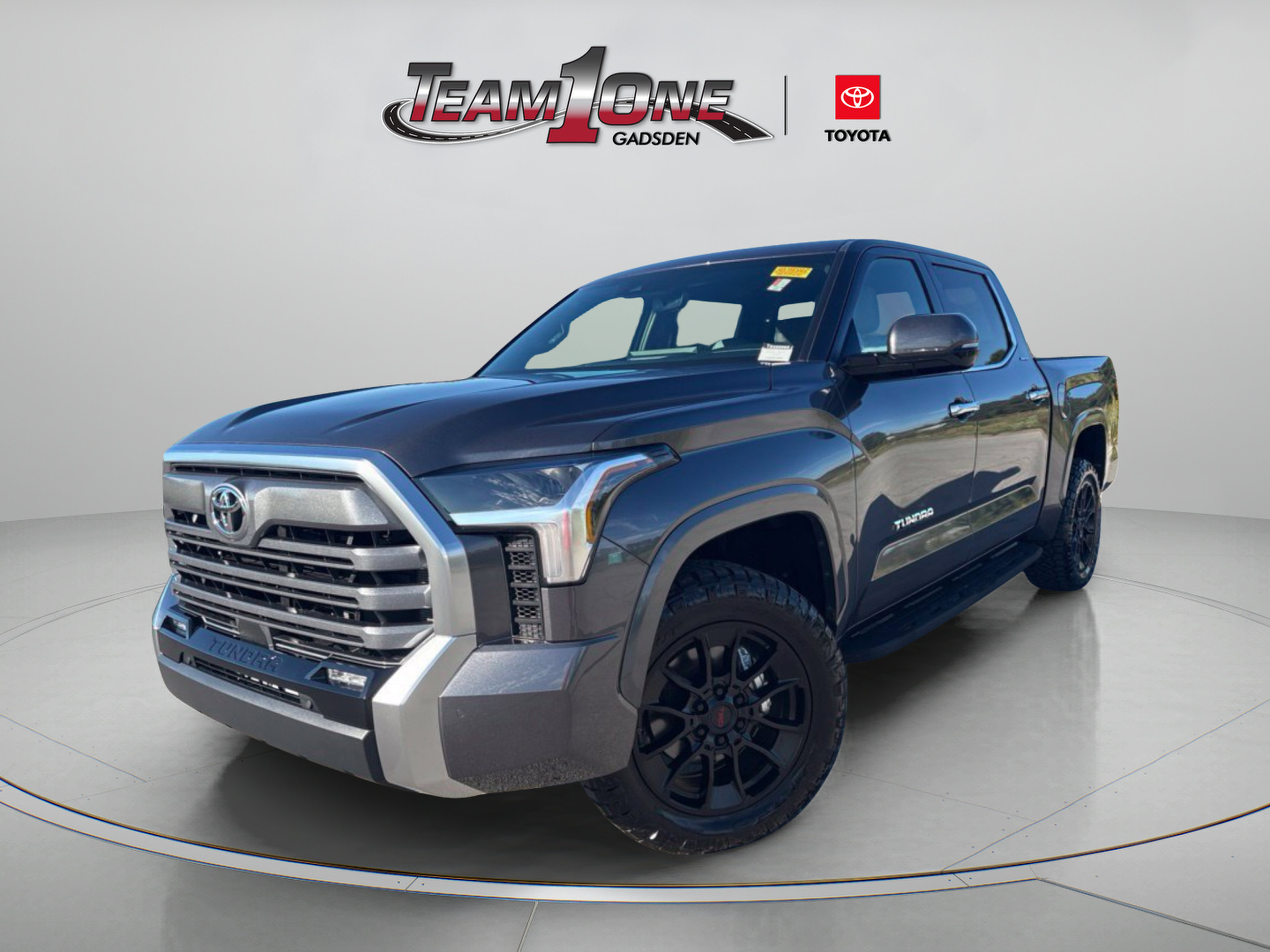 Used 2026 Toyota Tundra Limited AWD/4WD image 4
