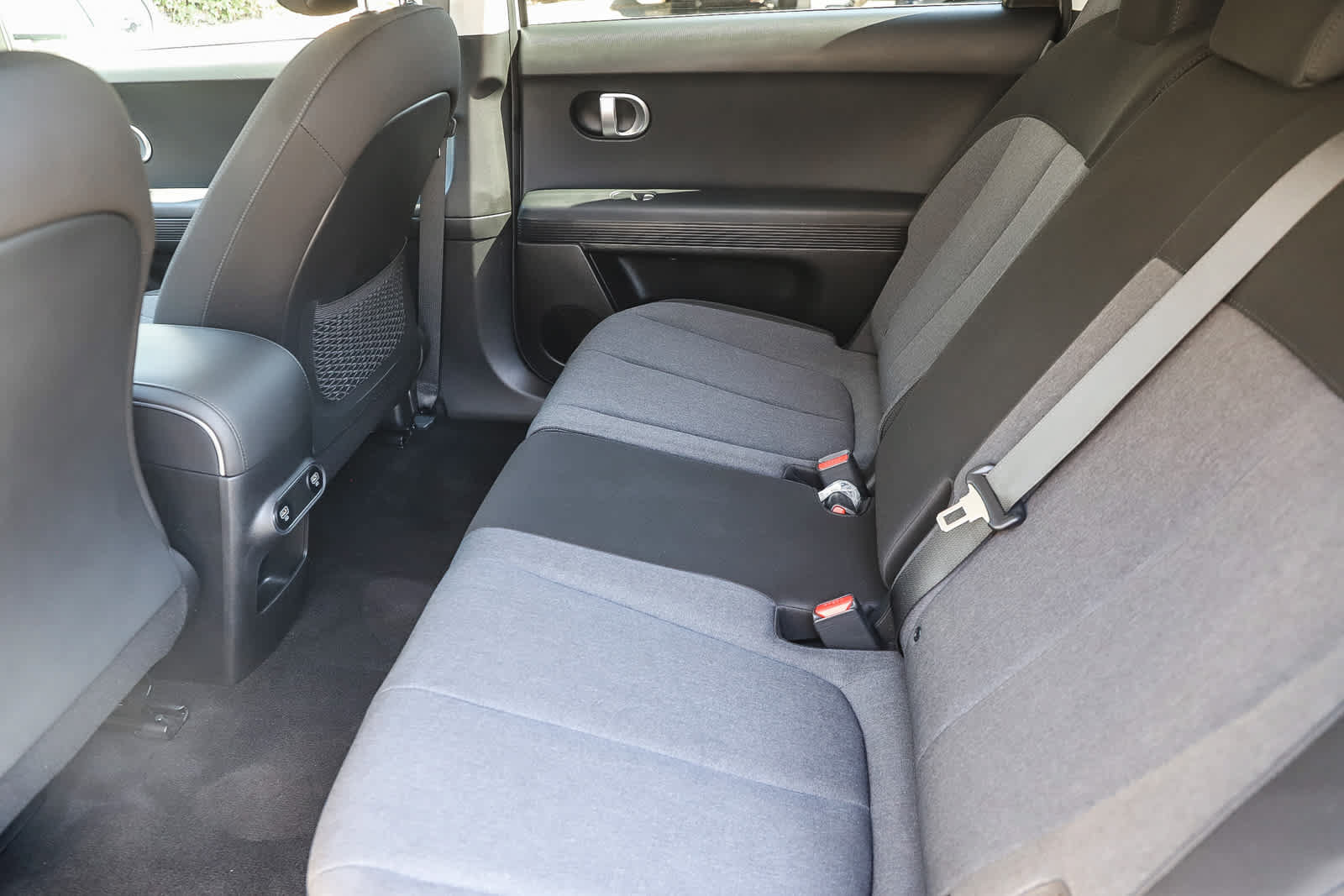 Used 2024 Hyundai Ioniq 5 SEL RWD image 19