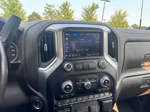 Used 2023 GMC Sierra 2500 SLT AWD/4WD image 11