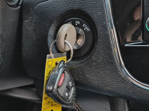 Used 2014 Chrysler 200 Touring image 17