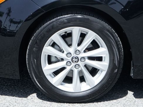 Used 2023 Toyota Corolla SE FWD image 36