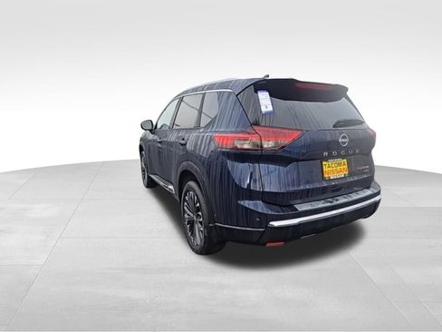 New 2026 Nissan Rogue Platinum image 6