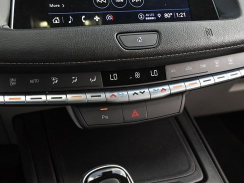 Used 2021 Cadillac XT4 Luxury image 34