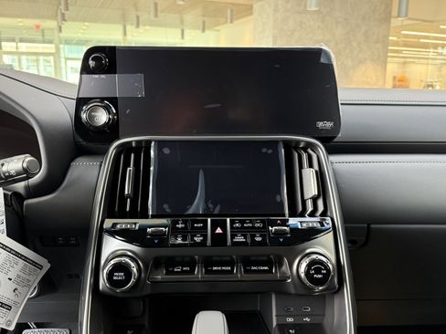 New 2026 Lexus LX 700h Overtrail AWD/4WD image 25