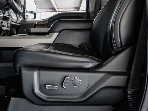 Used 2019 Ford F250 Lariat w/ Lariat Ultimate Package image 30