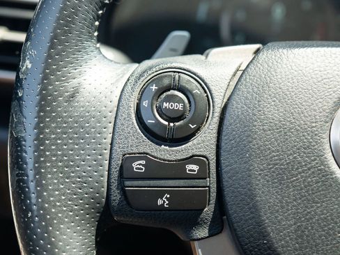 Used 2014 Lexus IS 350 w/ F Sport Package RWD image 39