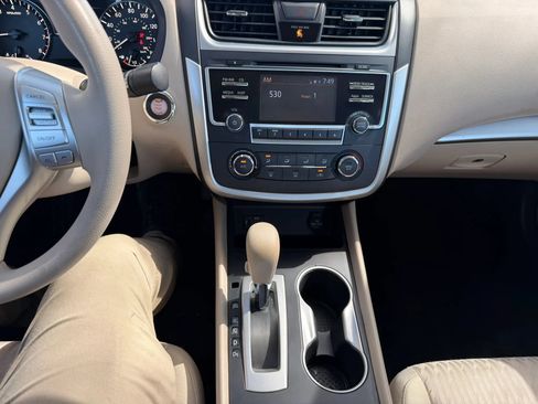 Used 2016 Nissan Altima 2.5 S w/ Power Driver Seat Package FWD image 32
