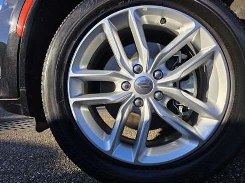 Certified 2023 Dodge Durango GT image 3