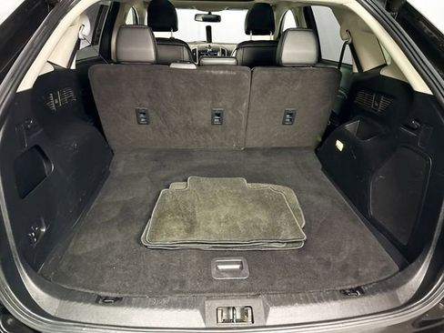 Used 2015 Ford Edge Titanium w/ Equipment Group 301A image 40