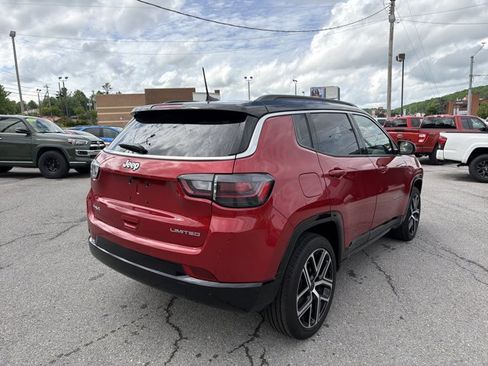 Used 2025 Jeep Compass Limited w/ Elite Group AWD/4WD image 6