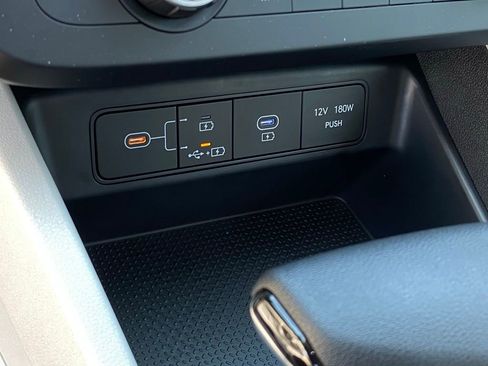 New 2026 Hyundai Tucson SE image 18