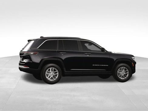 New 2025 Jeep Grand Cherokee 4WD image 7