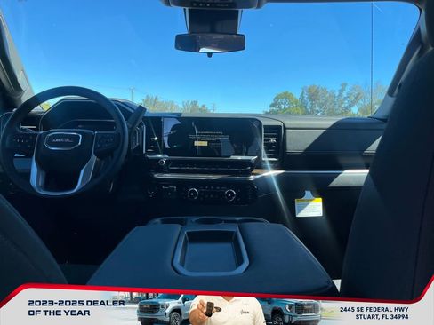 New 2026 GMC Sierra 1500 SLE w/ Preferred Package image 15