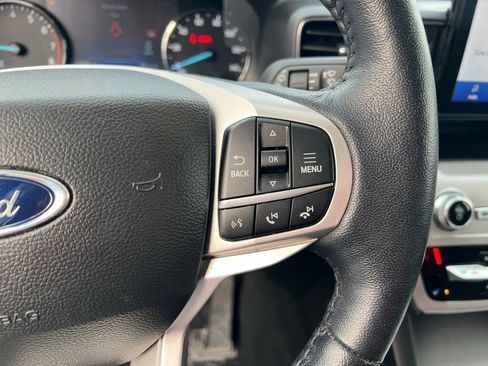 Used 2023 Ford Explorer XLT w/ Equipment Group 202A AWD/4WD image 44