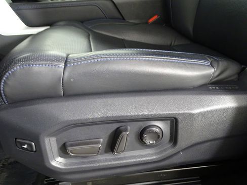 Used 2023 Toyota Tundra Platinum image 19