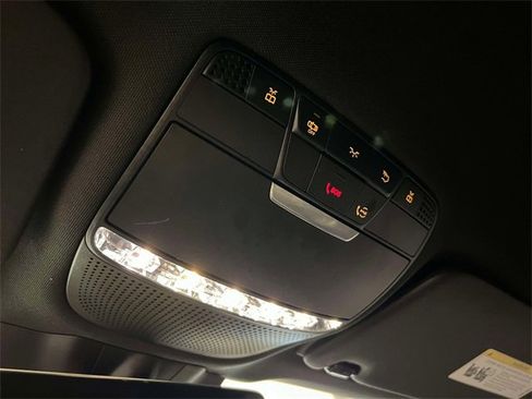 Certified 2022 Mercedes-Benz GLC 300 4MATIC image 29