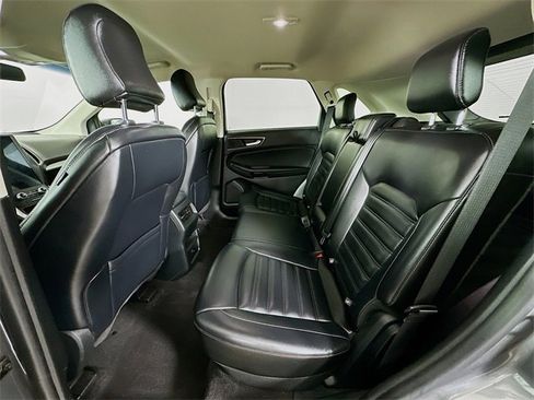 Used 2024 Ford Edge SEL image 27