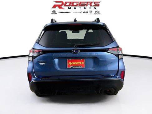 Certified 2025 Subaru Forester Premium w/ Convenience Package #1 AWD/4WD image 7