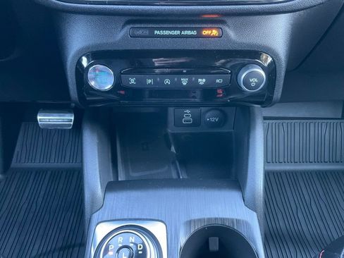 Used 2024 Ford Escape ST-Line Elite w/ Premium Technology Package image 39