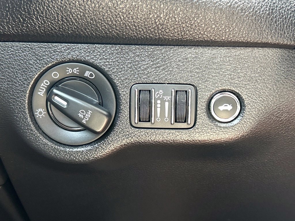 Used 2022 Dodge Challenger GT RWD image 22