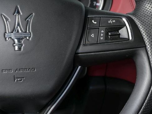 Certified 2022 Maserati Levante GT image 12
