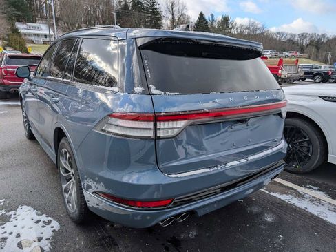 New 2026 Lincoln Aviator AWD w/ Jet Appearance Package image 9
