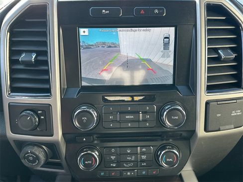 Used 2017 Ford F150 Lariat image 30
