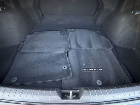 Used 2020 Hyundai Sonata Limited image 25